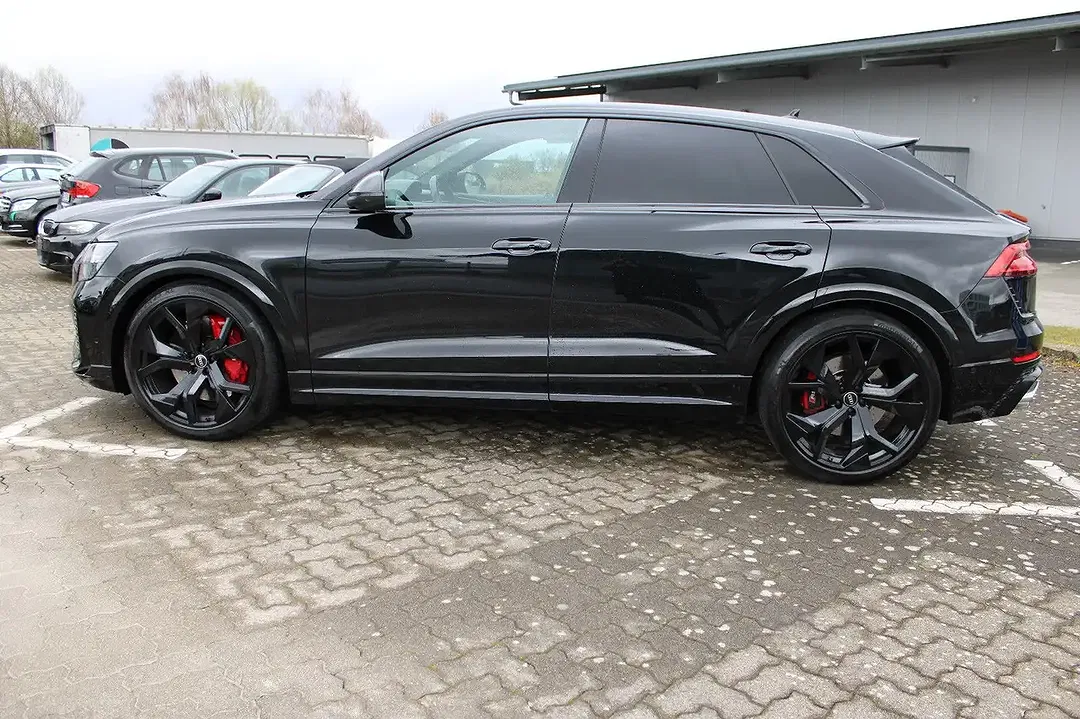 Audi RS Q8 - Thumbnail 8