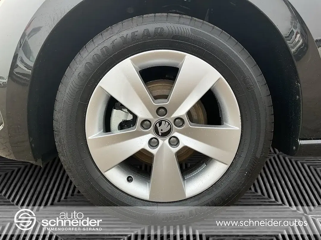 Skoda Scala - Thumbnail 14
