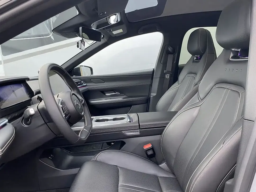 Mazda 6e - Thumbnail 8