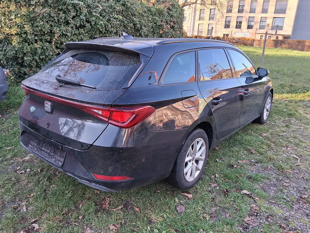 SEAT Leon - Thumbnail 5