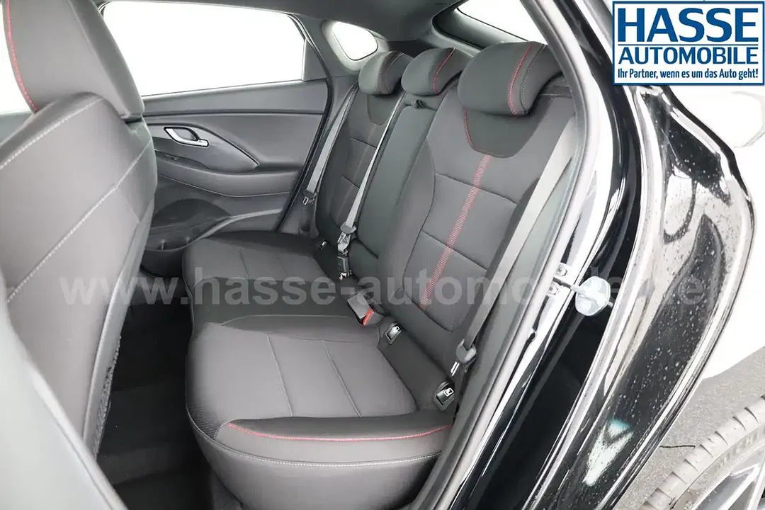 Hyundai i30 - Thumbnail 10