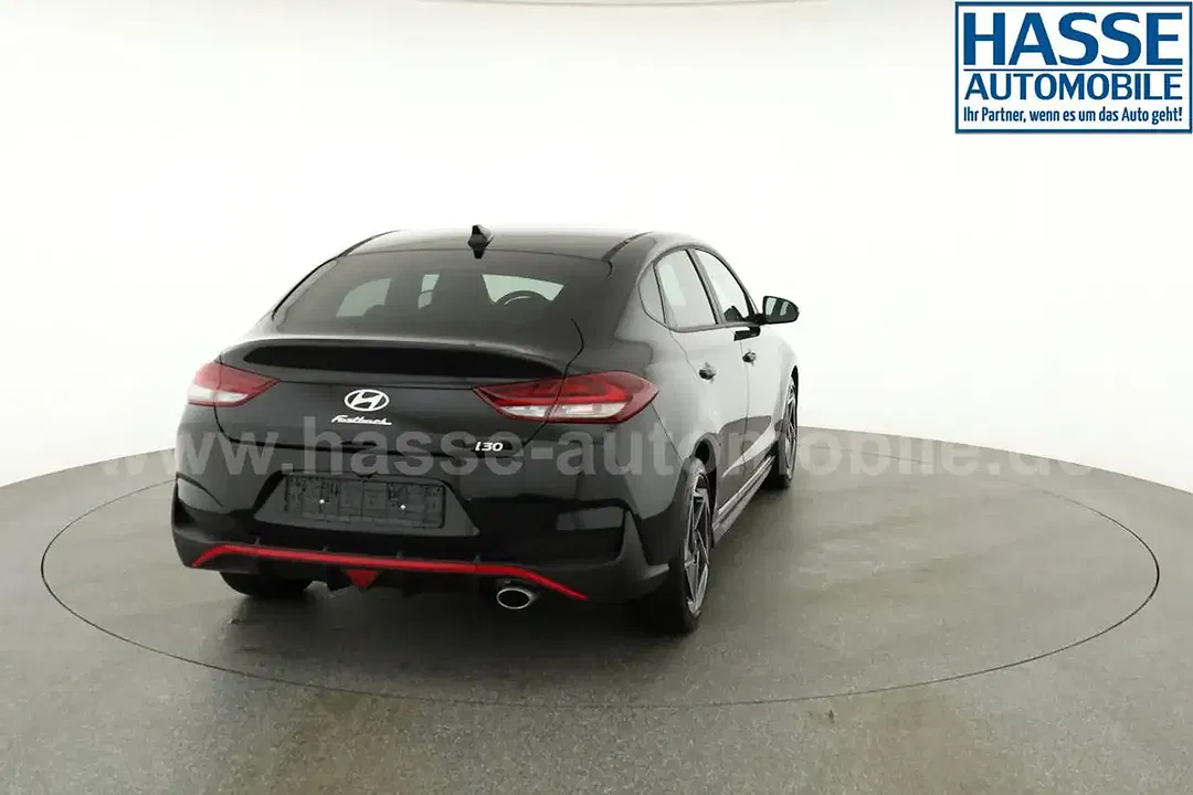 Hyundai i30 - Thumbnail 14