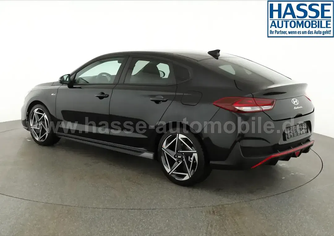 Hyundai i30 - Thumbnail 3