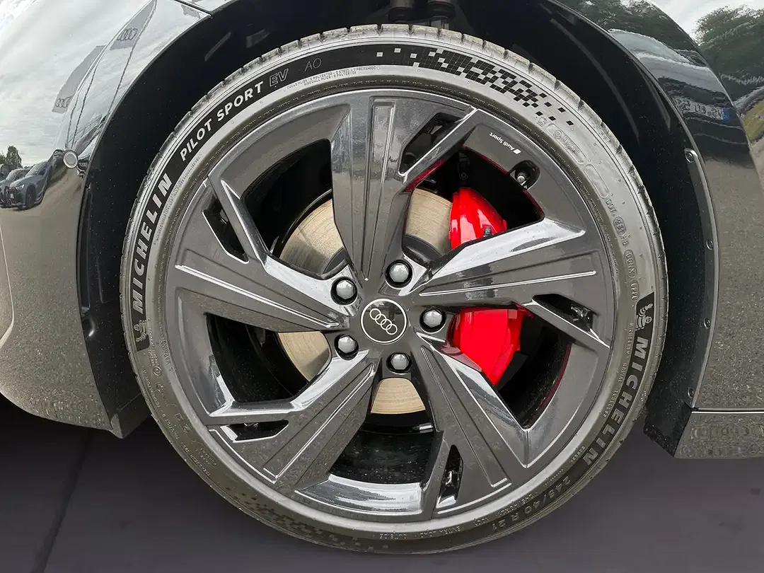 Audi A6 - Thumbnail 6