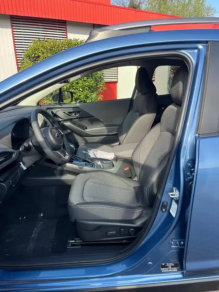 Subaru Crosstrek - Thumbnail 10