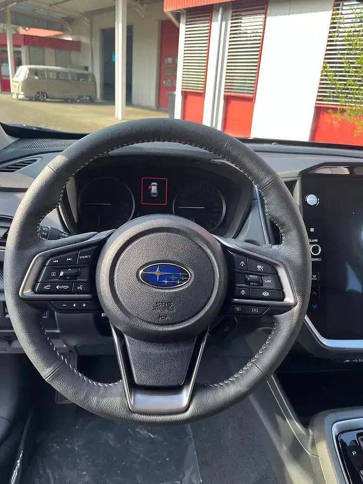 Subaru Crosstrek - Thumbnail 12