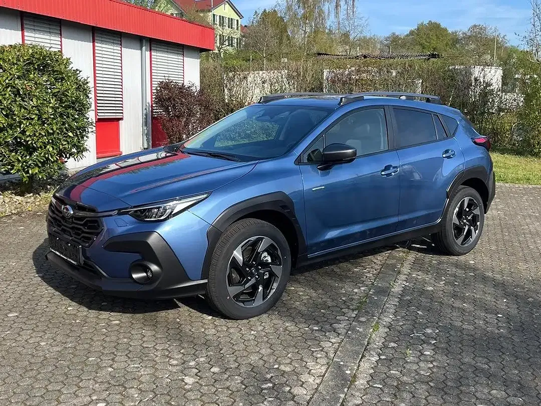 Subaru Crosstrek - Thumbnail 2