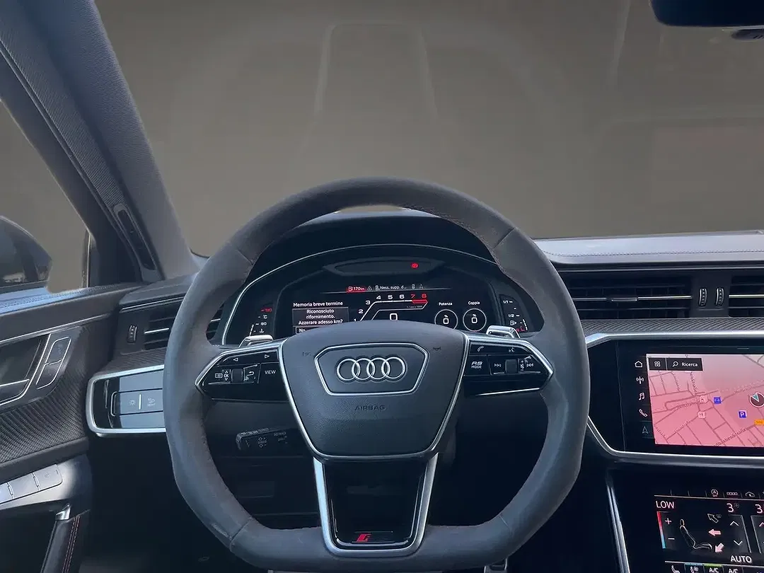 Audi RS6 - Thumbnail 11