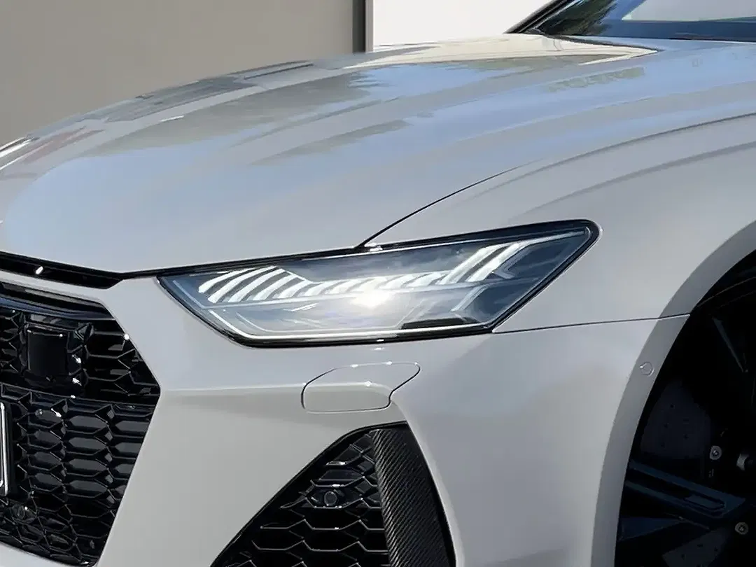 Audi RS6 - Thumbnail 7