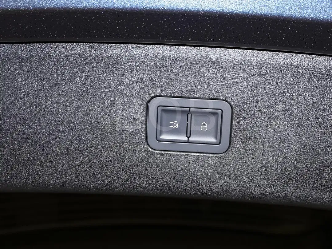 BYD Seal 6 - Thumbnail 12