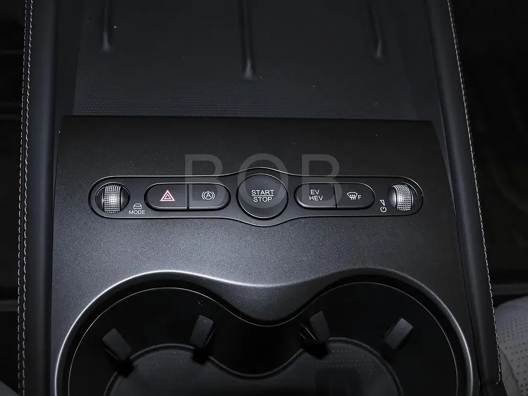 BYD Seal 6 - Thumbnail 14