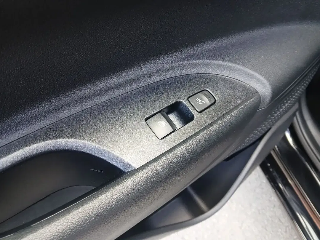 Hyundai i20 - Thumbnail 10