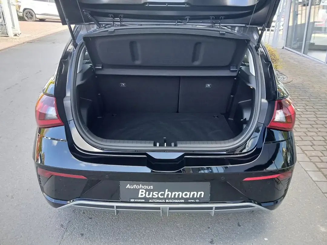 Hyundai i20 - Thumbnail 11