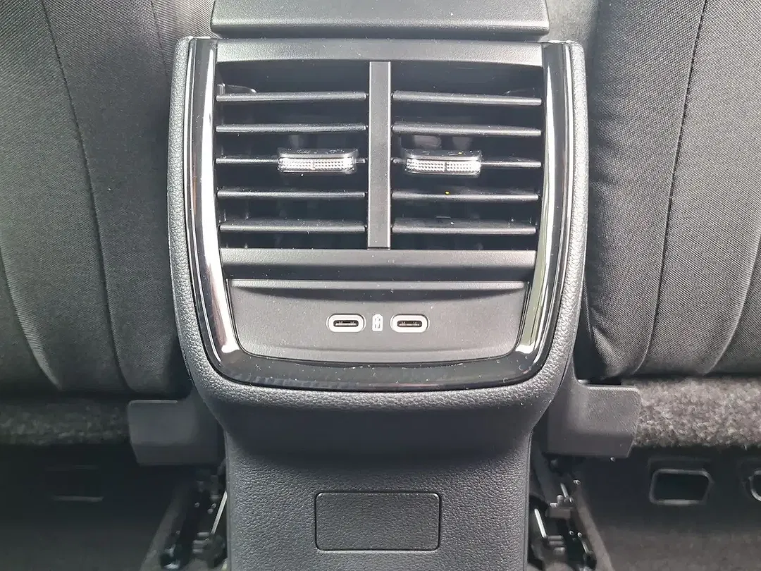 Skoda Kamiq - Thumbnail 31
