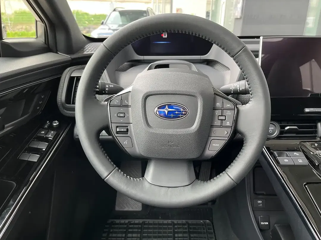 Subaru Solterra - Thumbnail 8