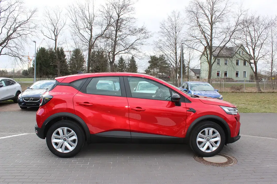 Renault Captur - Thumbnail 8