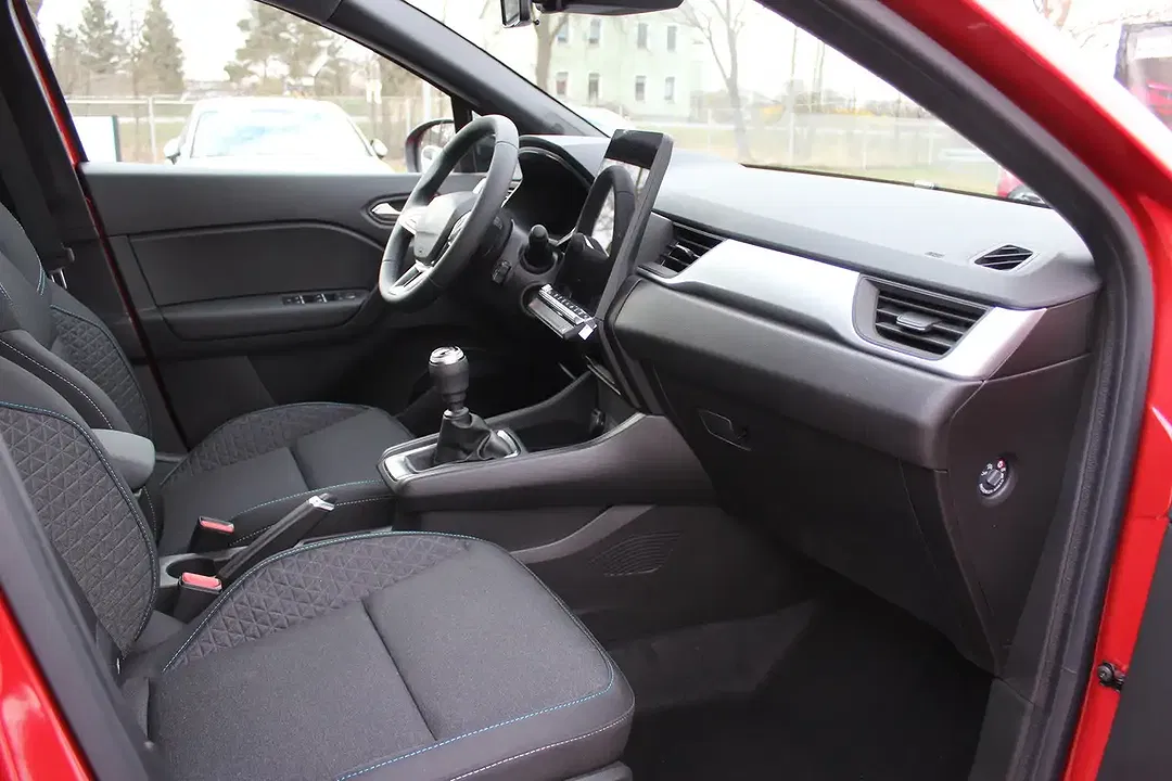 Renault Captur - Thumbnail 9