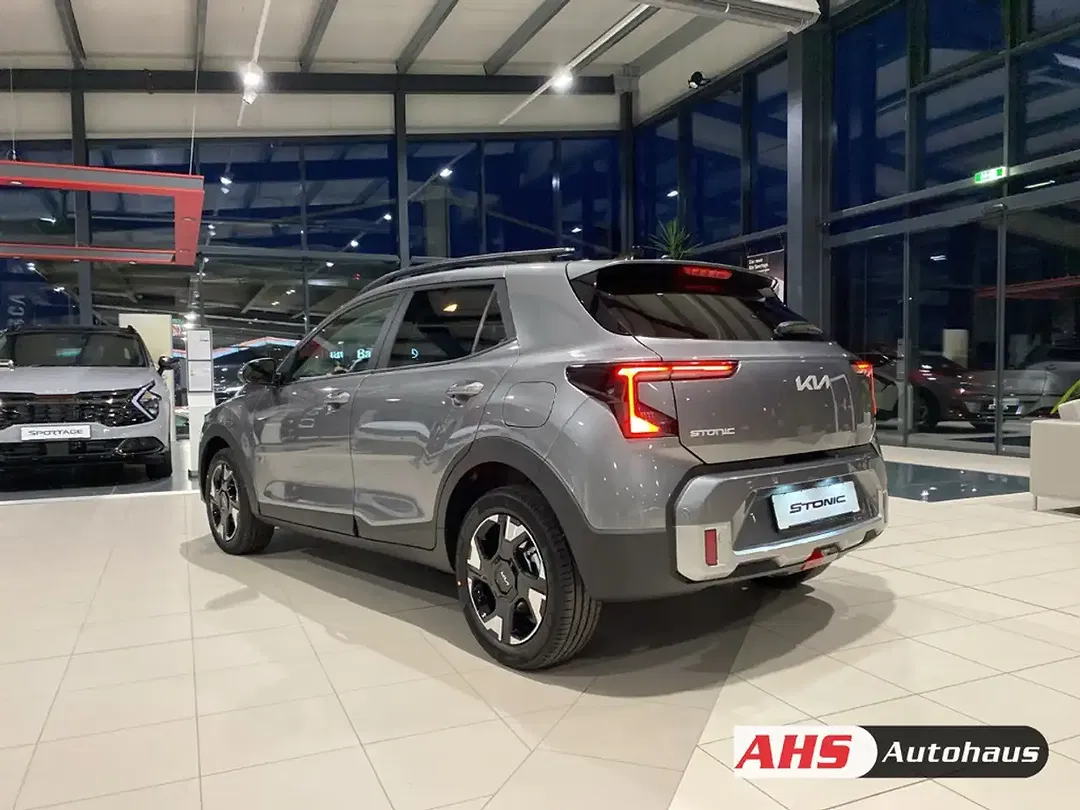 Kia Stonic - Thumbnail 4