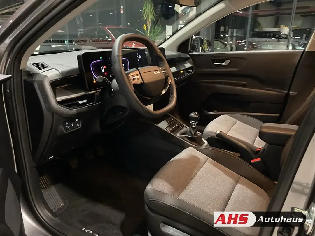 Kia Stonic - Thumbnail 8