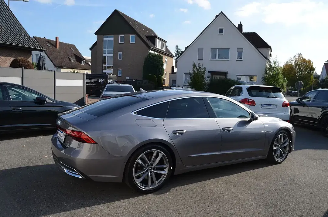 Audi A7 - Thumbnail 3