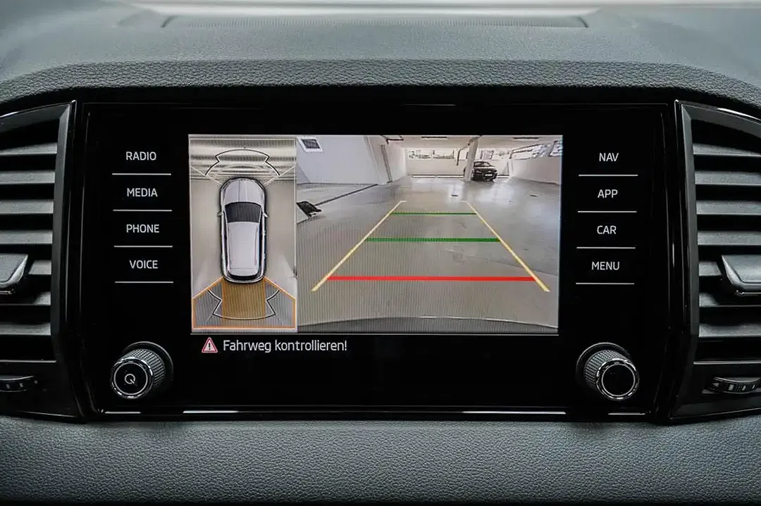 Skoda Karoq - Thumbnail 13