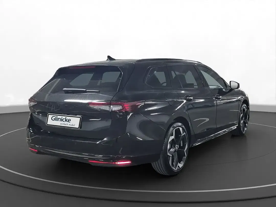 Skoda Superb - Thumbnail 2