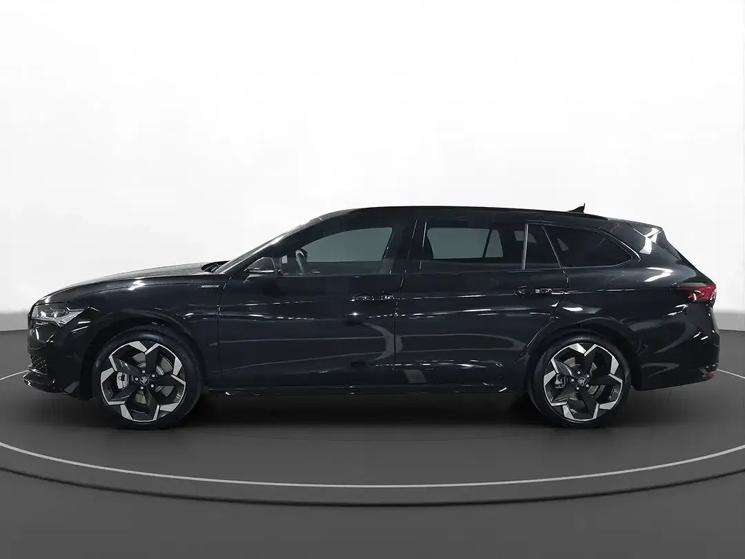Skoda Superb - Thumbnail 6