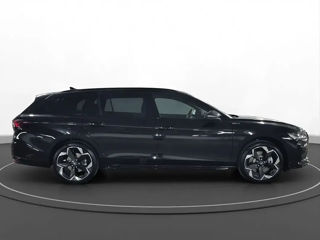 Skoda Superb - Thumbnail 7