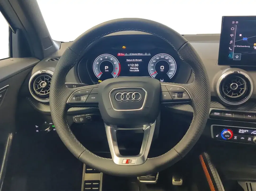 Audi Q2 - Thumbnail 11