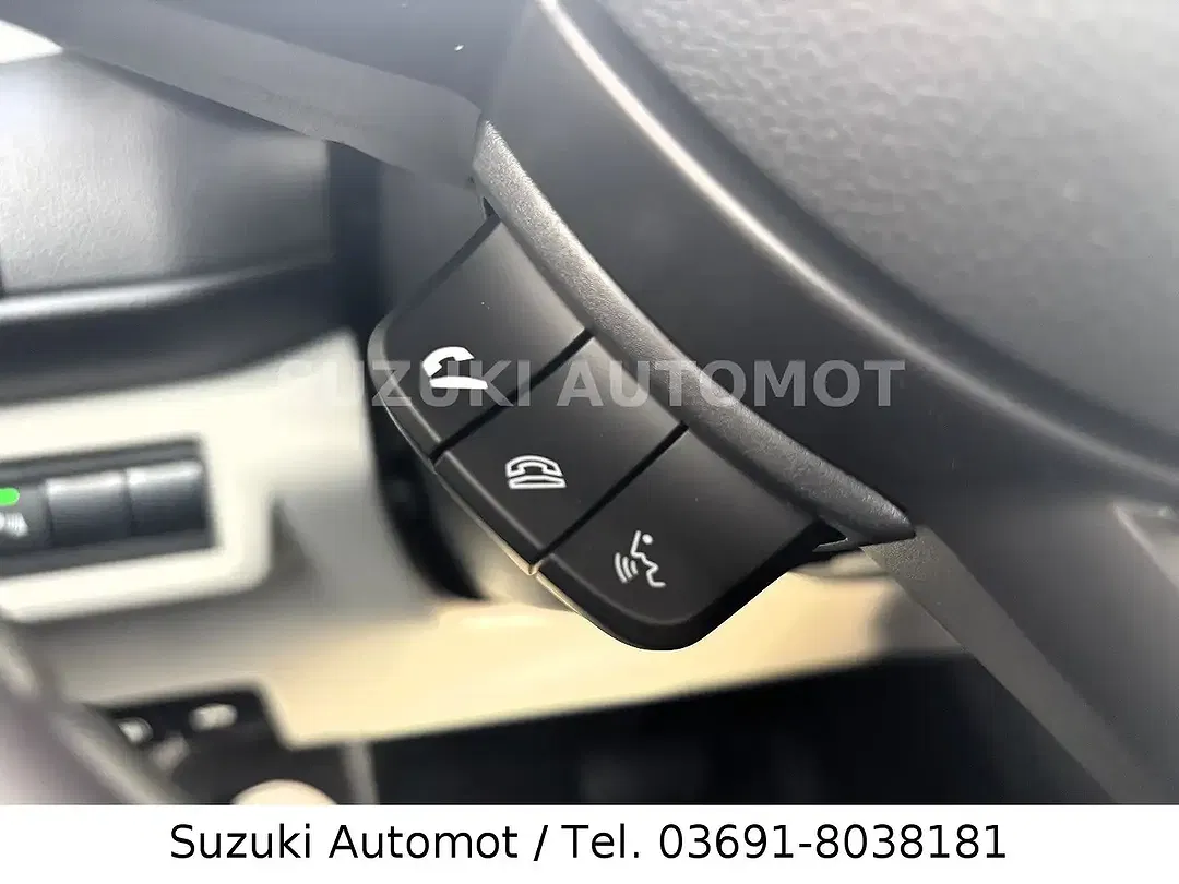 Suzuki Swift - Thumbnail 14
