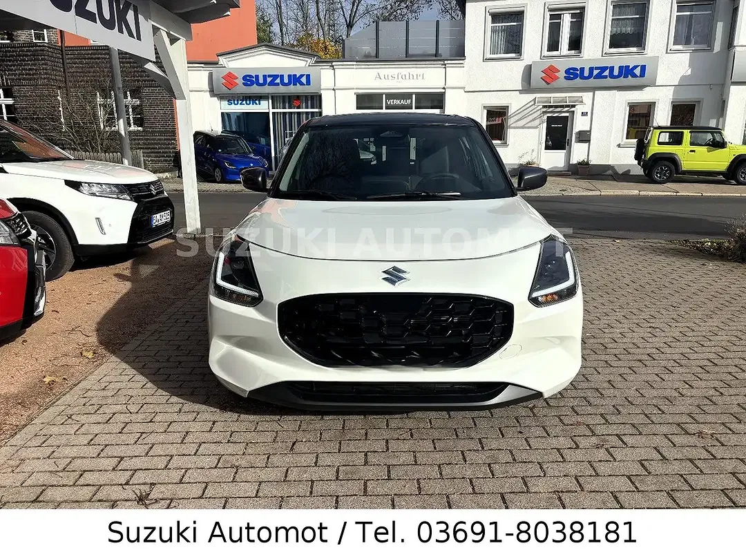 Suzuki Swift - Thumbnail 2