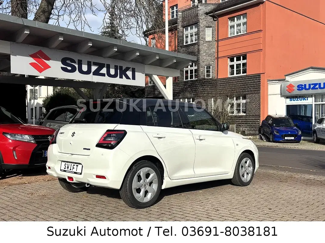 Suzuki Swift - Thumbnail 3