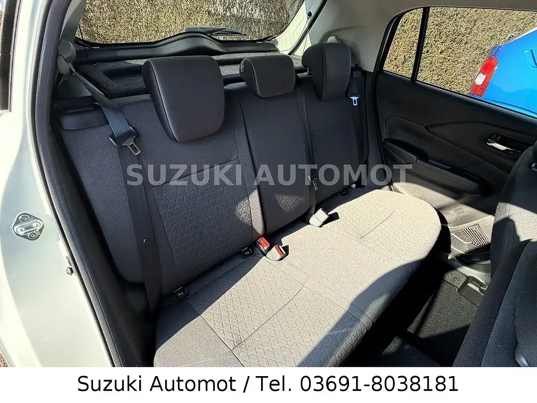 Suzuki Swift - Thumbnail 5