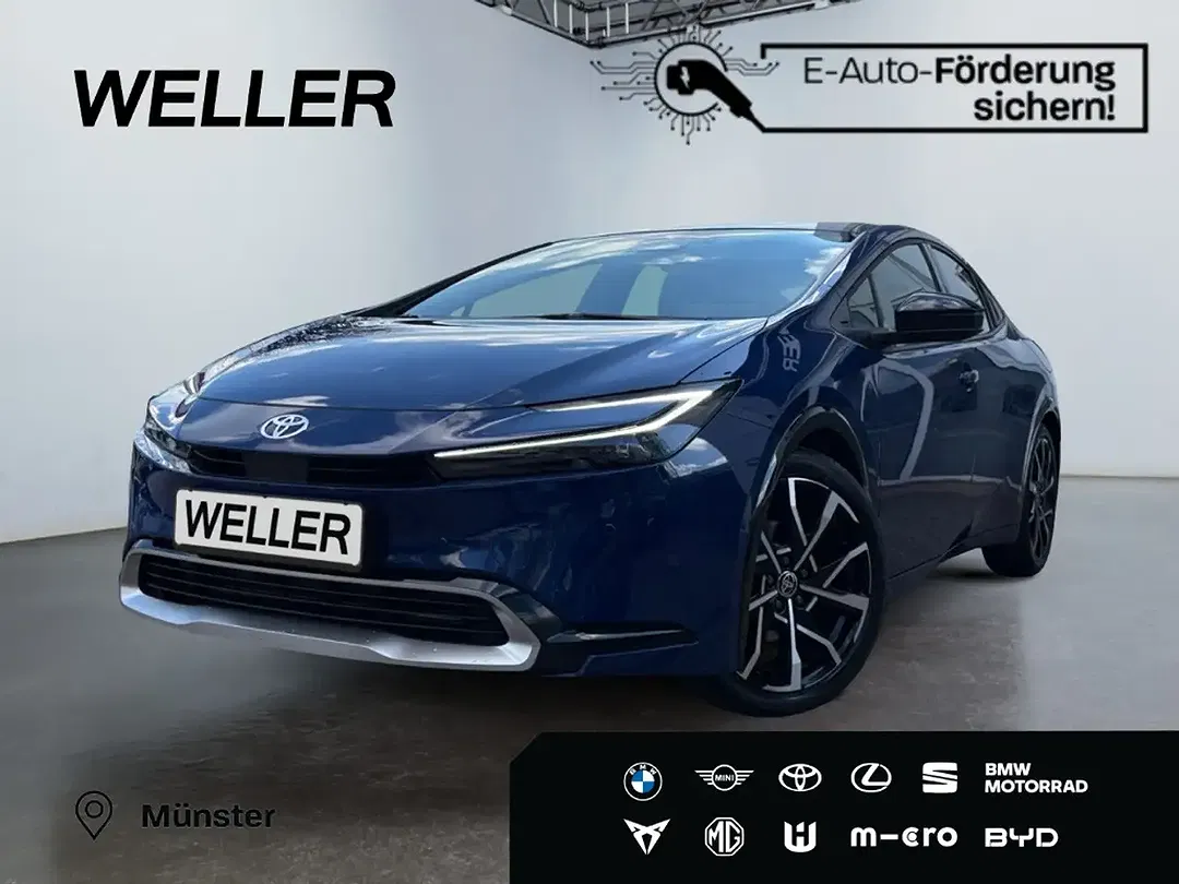 Toyota Prius - Thumbnail 1