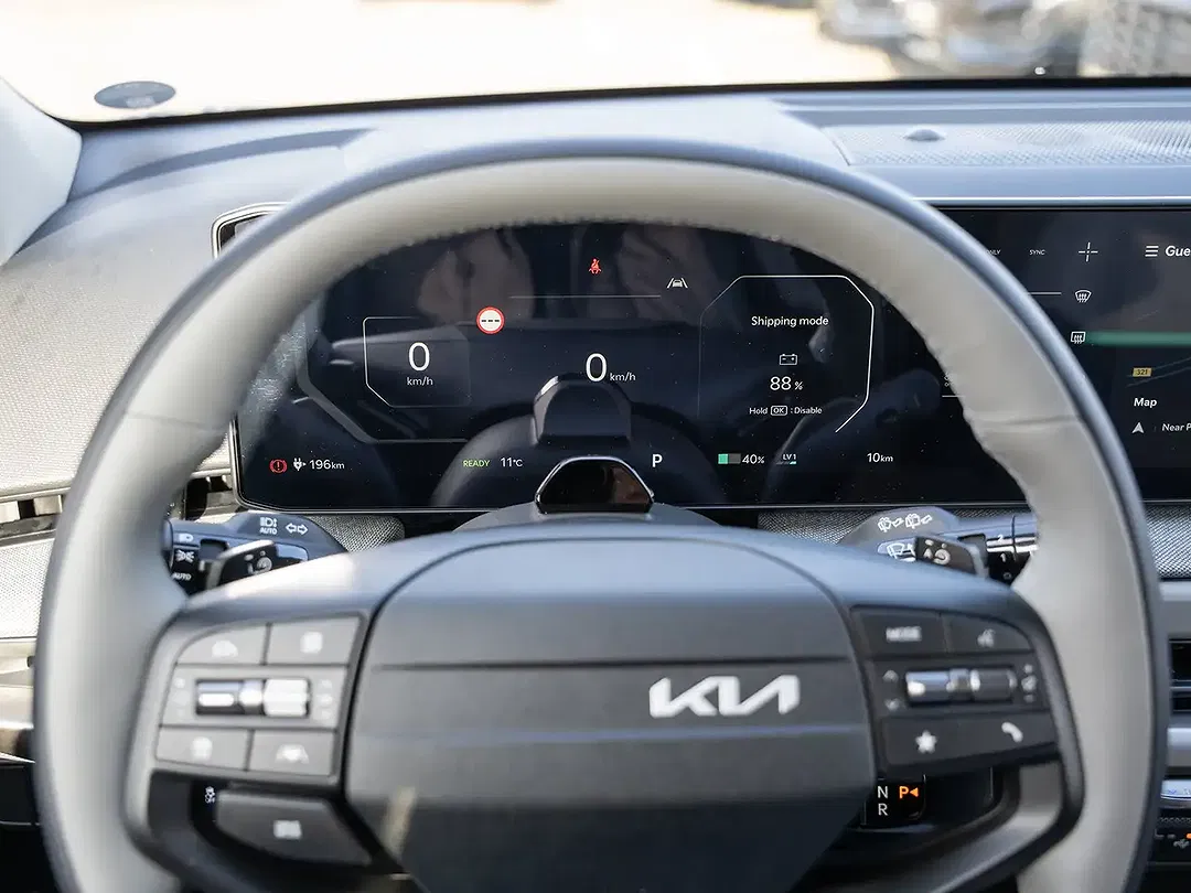 Kia EV4 - Thumbnail 15