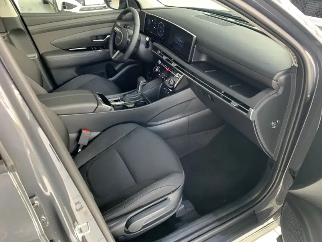 Hyundai TUCSON - Thumbnail 10
