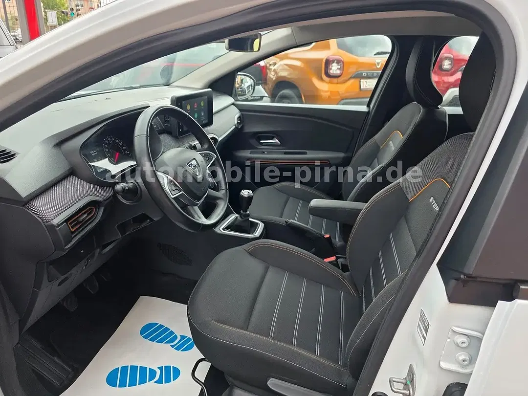 Dacia Sandero - Thumbnail 9