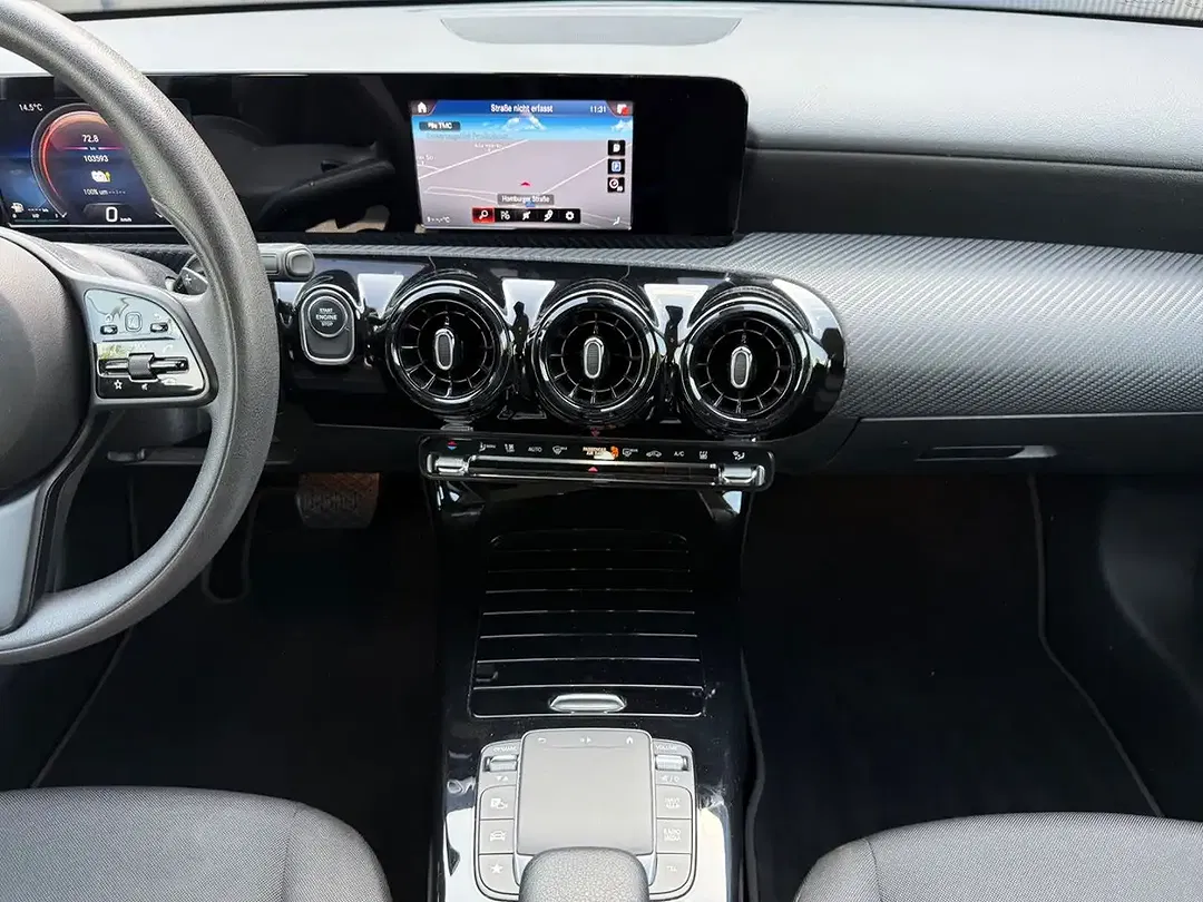Mercedes-Benz A 250 - Thumbnail 13