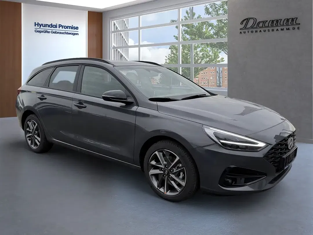 Hyundai i30 - Thumbnail 2