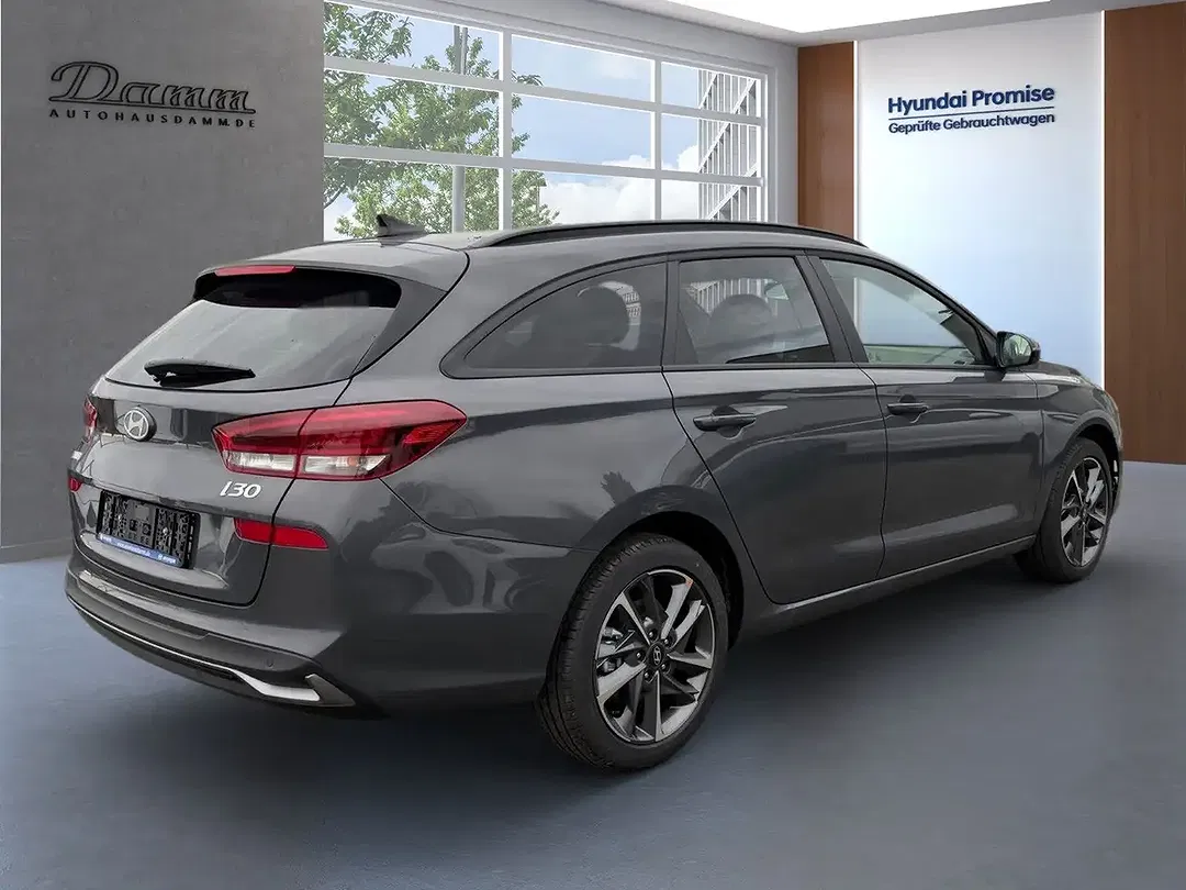 Hyundai i30 - Thumbnail 3