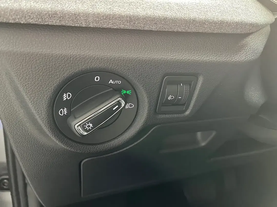 Skoda Kamiq - Thumbnail 22