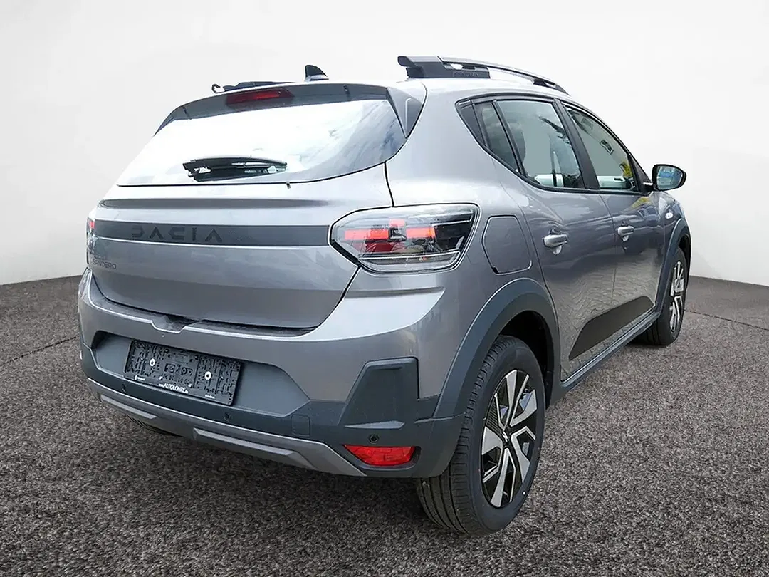Dacia Sandero - Thumbnail 4