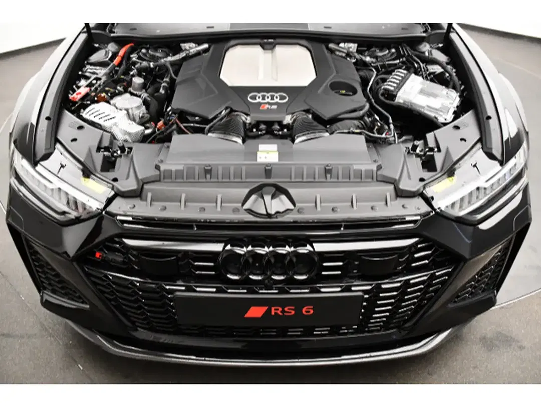 Audi RS6 - Thumbnail 13