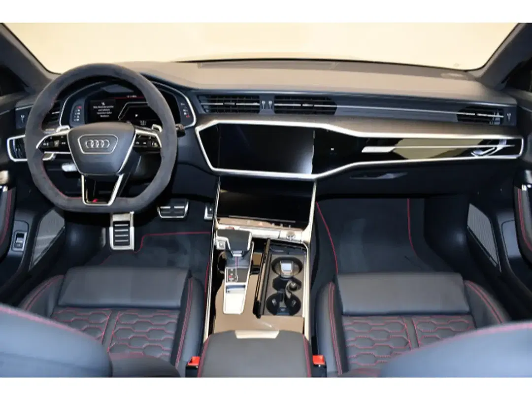 Audi RS6 - Thumbnail 3