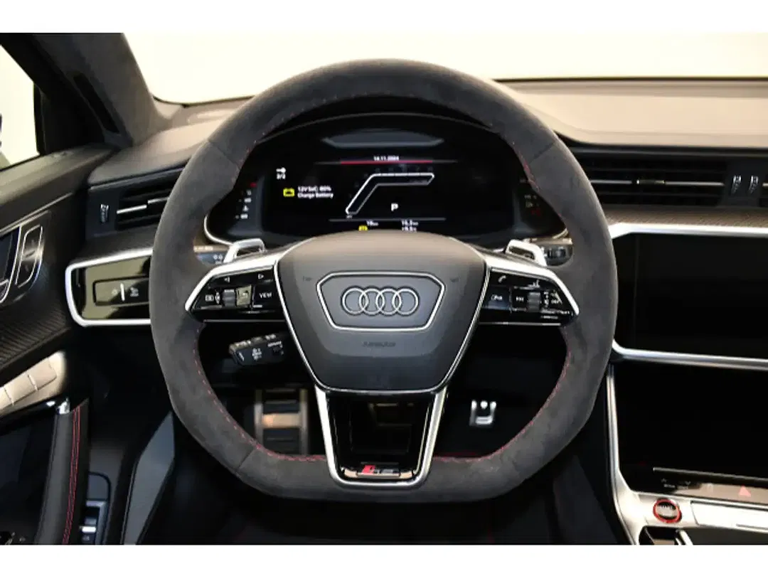 Audi RS6 - Thumbnail 4