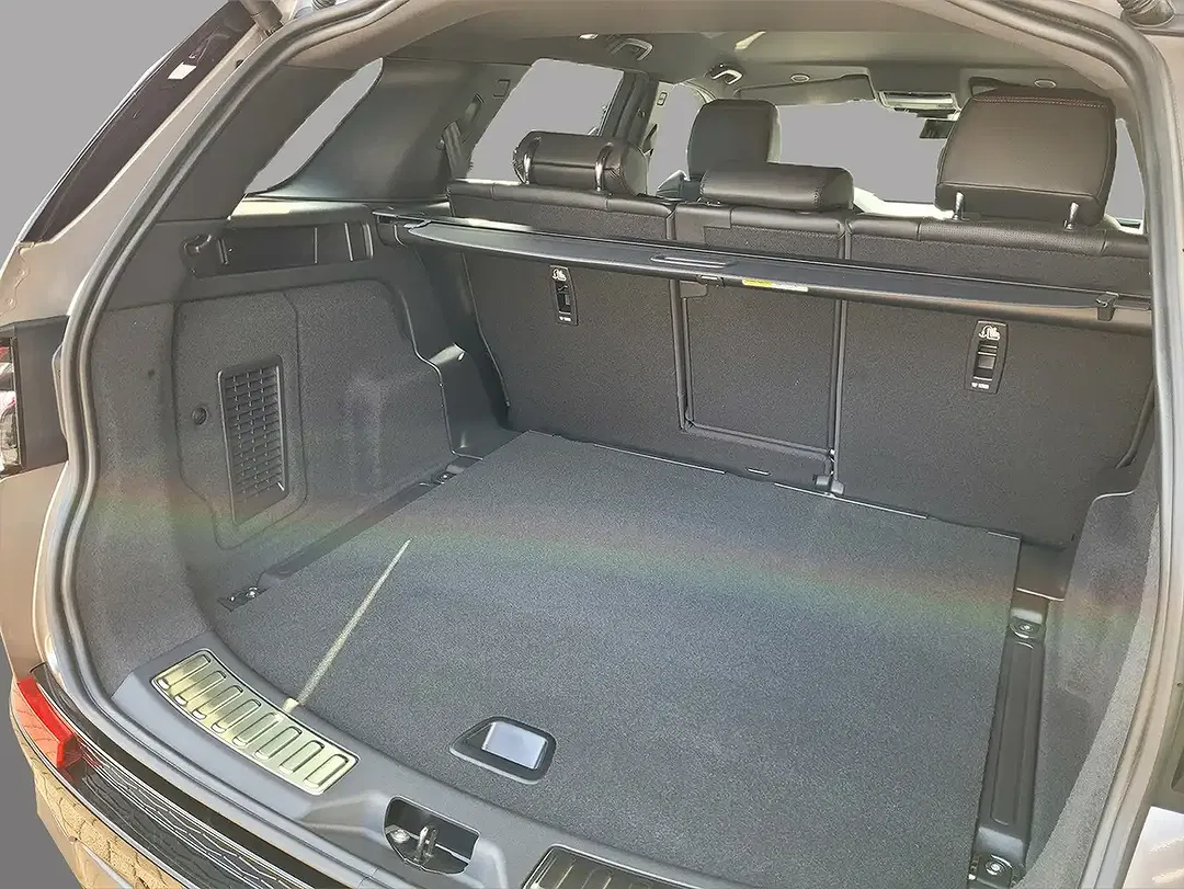 Land Rover Discovery Sport - Thumbnail 12
