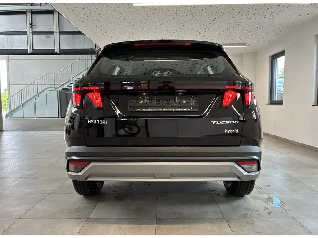 Hyundai TUCSON - Thumbnail 3