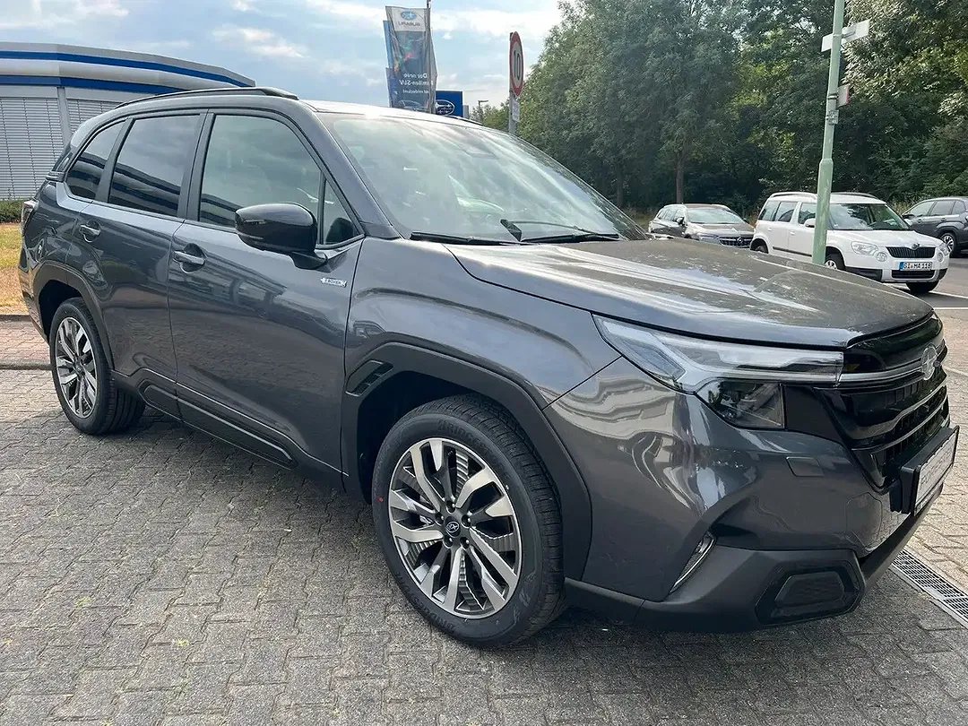 Subaru Forester - Thumbnail 3