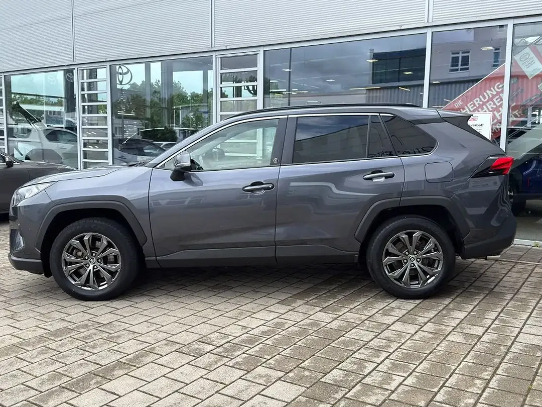 Toyota RAV 4 - Thumbnail 1
