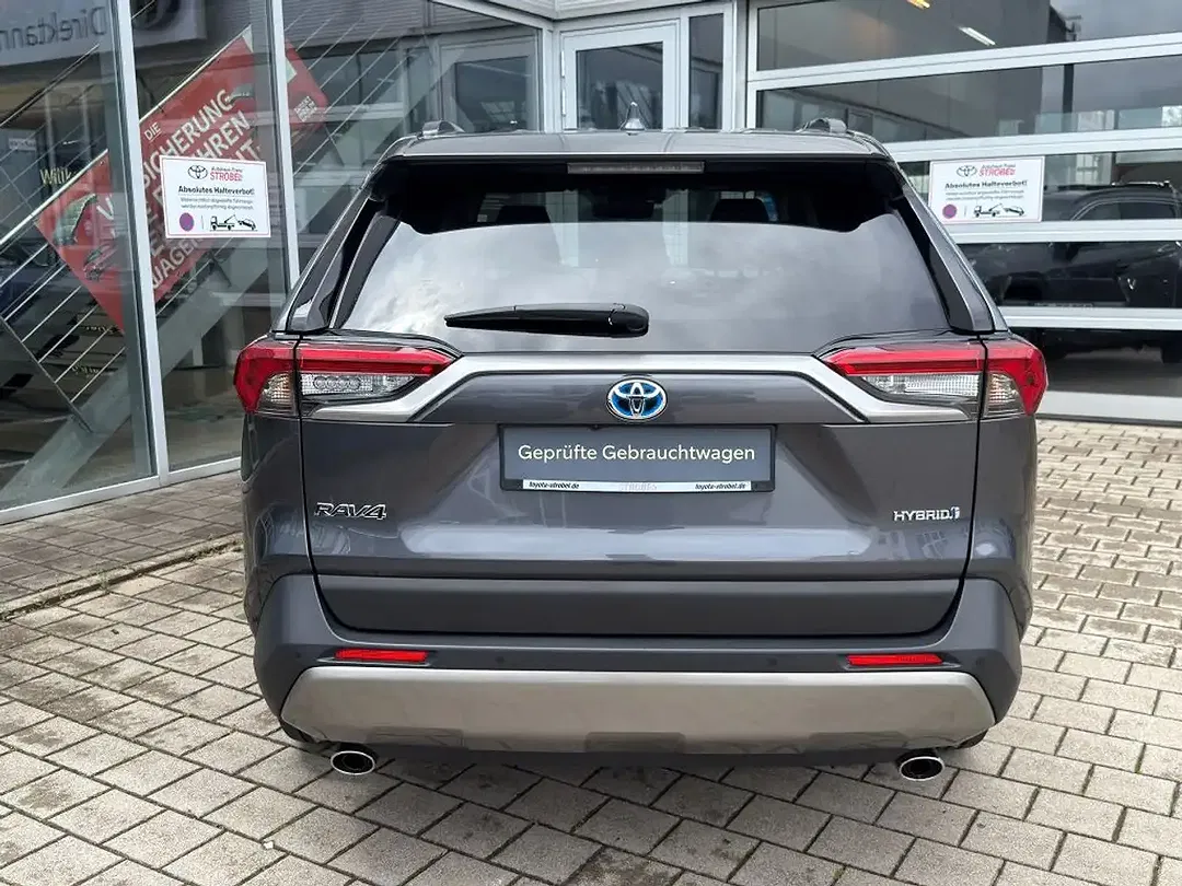 Toyota RAV 4 - Thumbnail 3